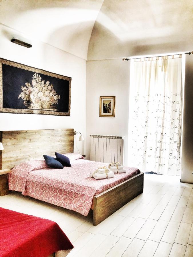 Bed and Breakfast Palazzo Salia Lecce Exterior foto