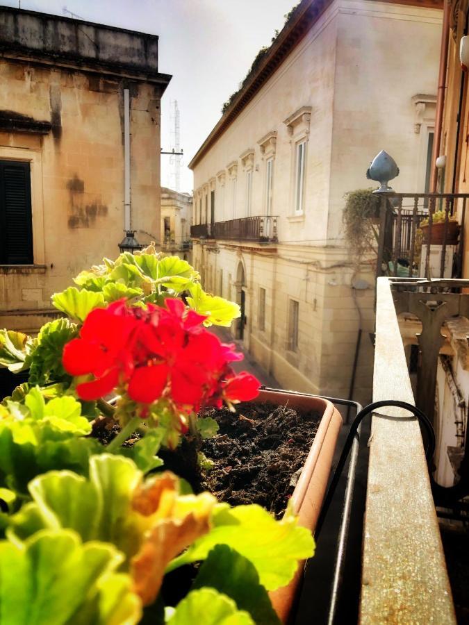 Bed and Breakfast Palazzo Salia Lecce Exterior foto