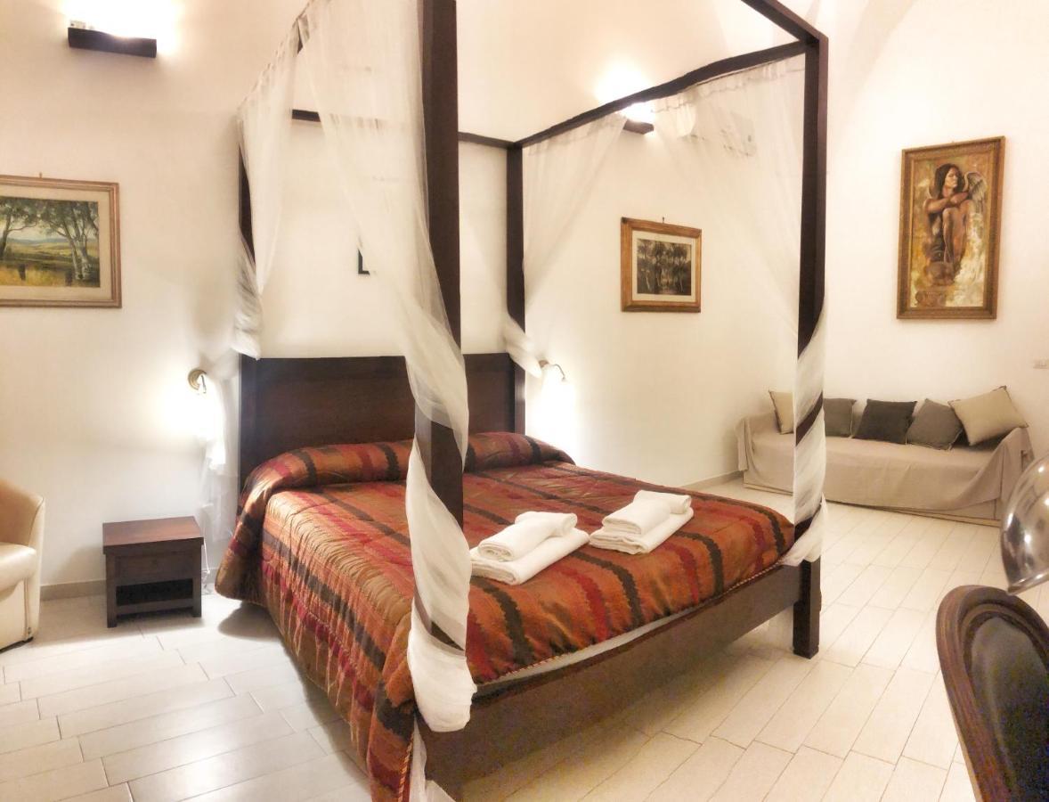 Bed and Breakfast Palazzo Salia Lecce Exterior foto